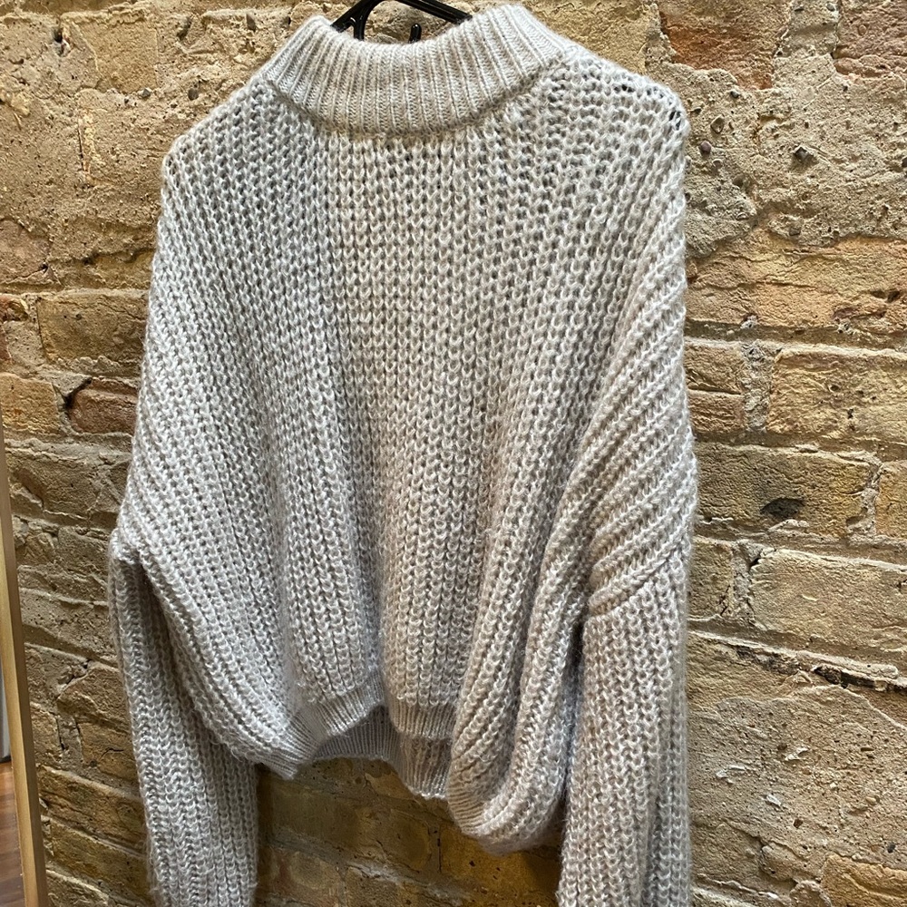 Chunky grey sweater